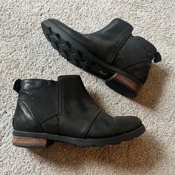 Sorel Women's Size 8 Emelie Chelsea Black Waterproof Leather Boots NL2671-010 - Picture 1 of 8